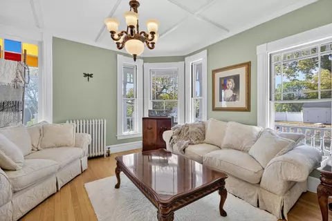 Living - 84 E Broadway St, Derry, NH 03038 photo 1 of 2