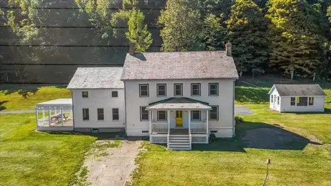 130 Ipan Rd, North Bennington, VT 05257