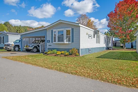 6 Pine St, Colebrook, NH 03576