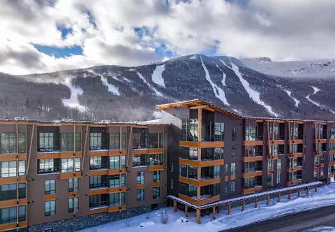 69 Hourglass Dr #210, Stowe, VT 05672