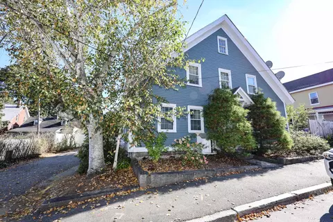 11 Washington St, Concord, NH 03301