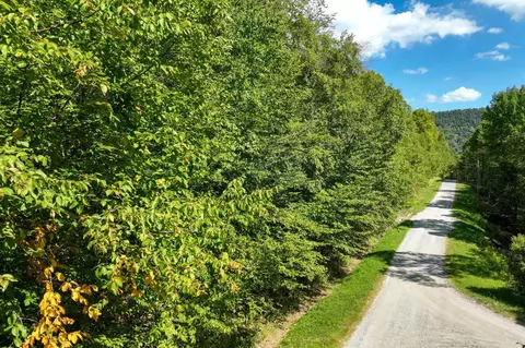 3-57 Snowy Owl Ln, Plymouth, VT 05056