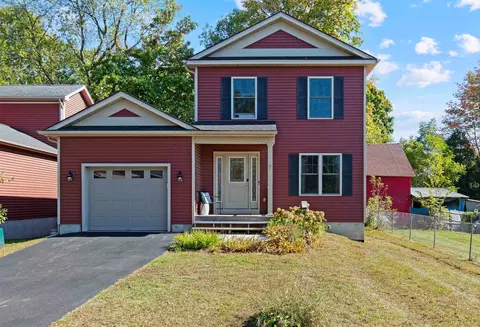1 Sienna Ln, Essex Junction, VT 05452