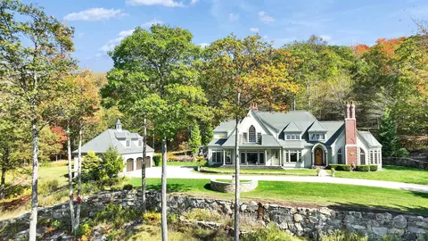 59 Westview Dr, Peterborough, NH 03458