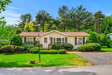 28 Great Brook Dr, Belmont, NH 03220