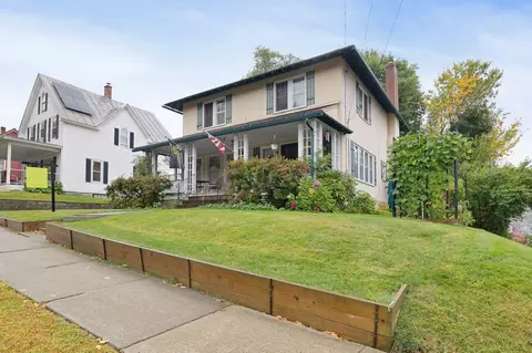 91 Tremont St, Barre, VT 05641