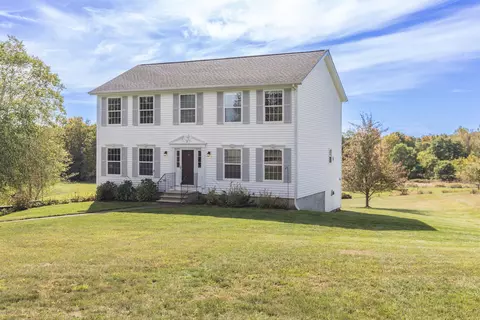 9 Seaborne Dr, Dover, NH 03820
