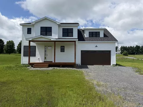 50 Fawn Ln, Swanton, VT 05488