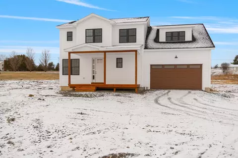 50 Fawn Ln, Swanton, VT 05488
