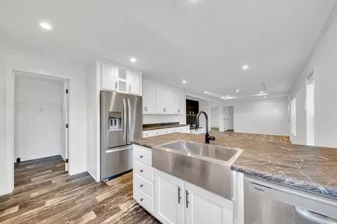6 Gina Dr, Rochester, NH 03867