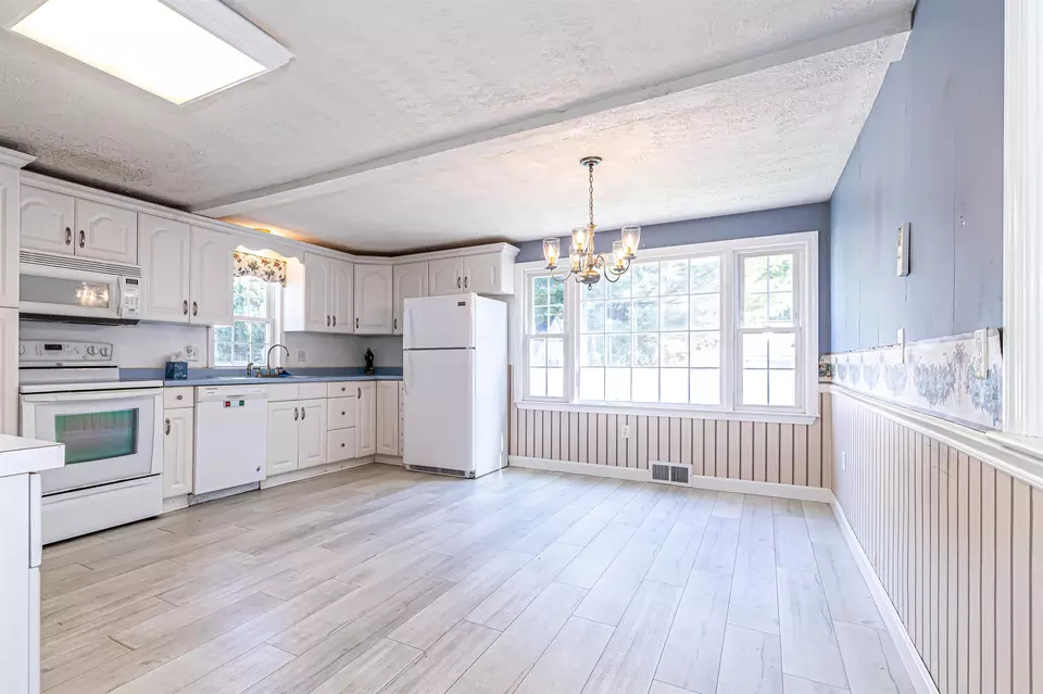 Kitchen - 47 Edgewood Ave, Nashua, NH 03064 photo 2 of 3