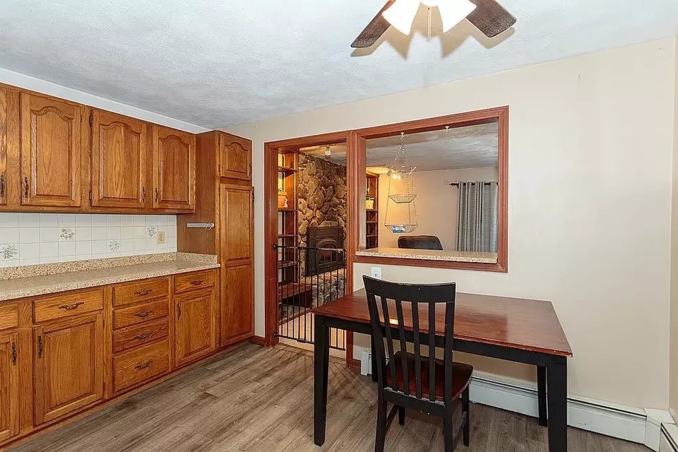 Kitchen - 14 Parrish Hill Dr, Nashua, NH 03063 photo 4 of 4