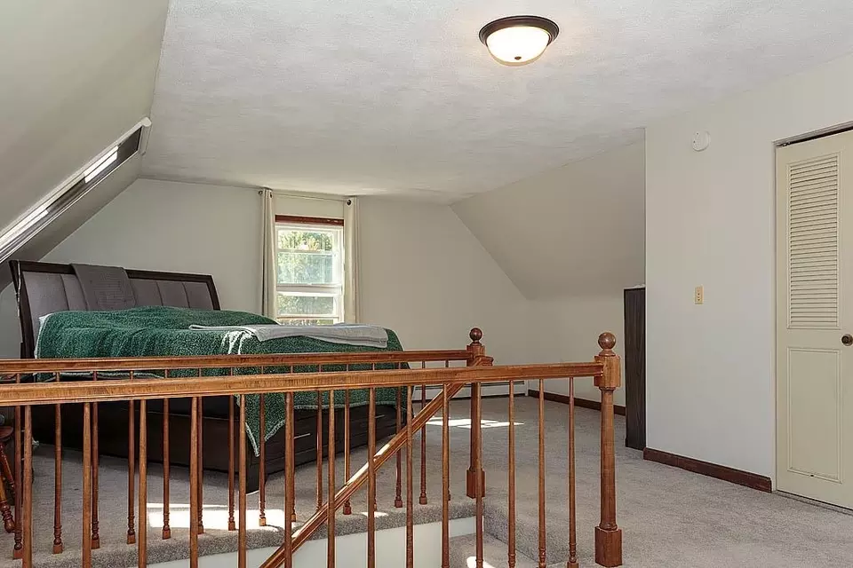 Bedroom - 14 Parrish Hill Dr, Nashua, NH 03063 photo 5 of 5
