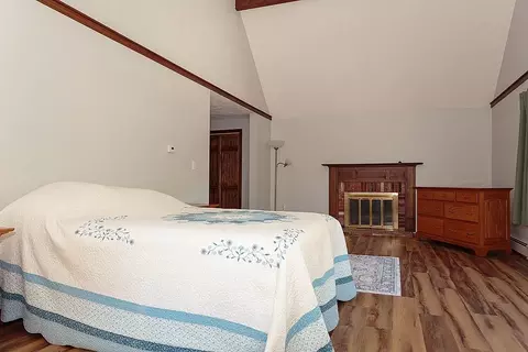Bedroom - 14 Parrish Hill Dr, Nashua, NH 03063 photo 1 of 5