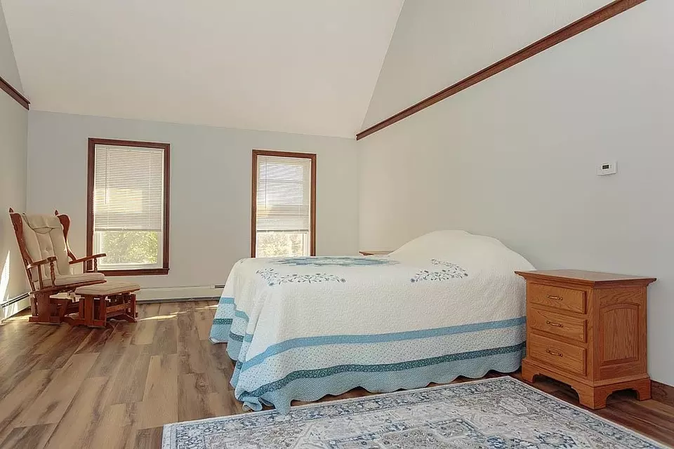 Bedroom - 14 Parrish Hill Dr, Nashua, NH 03063 photo 2 of 5