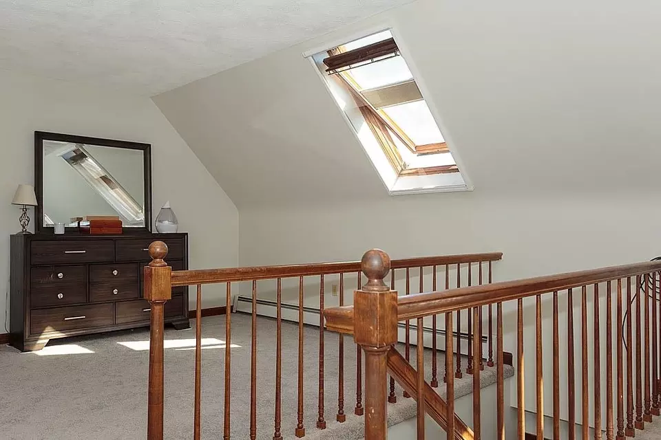 Entry Way - 14 Parrish Hill Dr, Nashua, NH 03063 photo 3 of 3