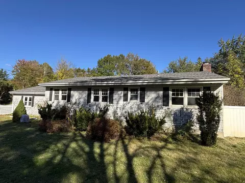 2 Lincoln Dr, Bow, NH 03304