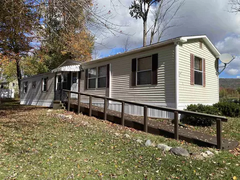 11 Prestons Park, Rutland, VT 05701