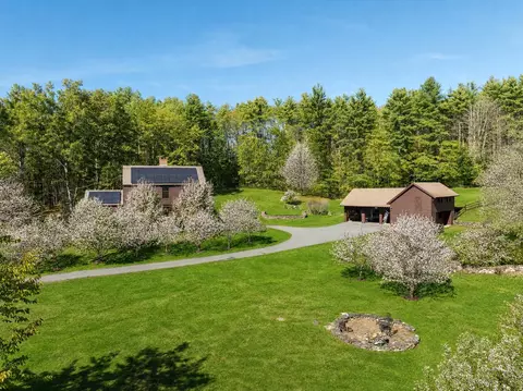 60 Spencer Hollow Rd, Springfield, VT 05156