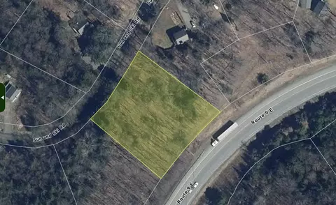 9 Sun And Ski Rd, Wilmington, VT 05363