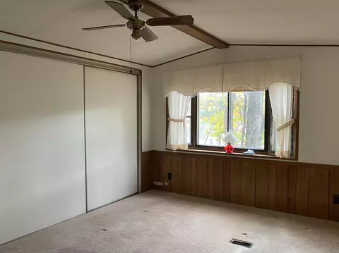 Bedroom - 9 Paradise St, Gorham, NH 03581 photo 1 of 2
