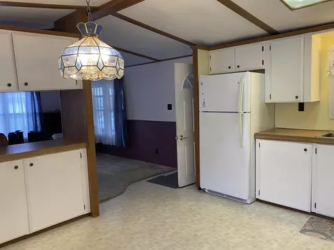 Kitchen - 9 Paradise St, Gorham, NH 03581 photo 4 of 5