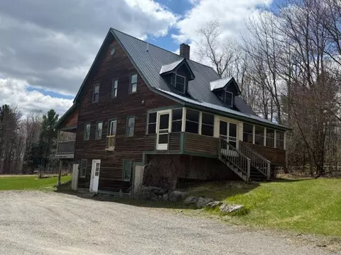2334 Pumpkin Village Rd, Fairfield, VT 05455