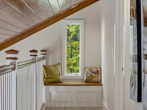 Entry Way - 185 Maple Rd, Stowe, VT 05672 photo 4 of 8