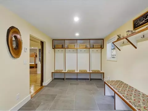 Entry Way - 185 Maple Rd, Stowe, VT 05672 photo 7 of 8