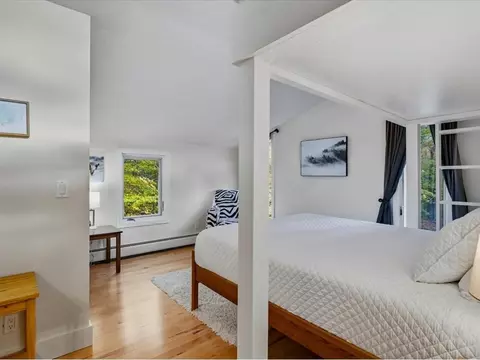 Bedroom - 185 Maple Rd, Stowe, VT 05672 photo 6 of 10