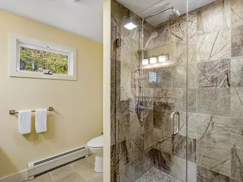 Bath - 185 Maple Rd, Stowe, VT 05672 photo 5 of 6