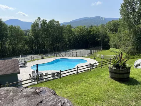 Exterior - 185 Maple Rd, Stowe, VT 05672 photo 4 of 6