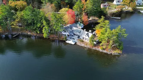 1926 W Lake Rd, Wells, VT 05774