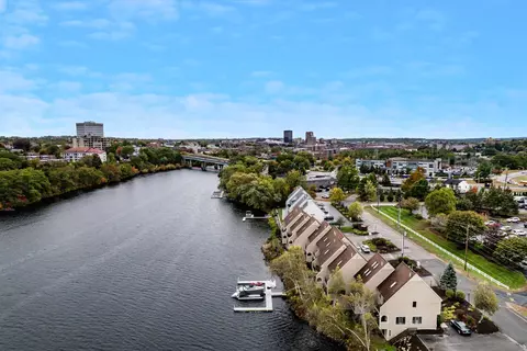 51 River Front Dr #2, Manchester, NH 03102