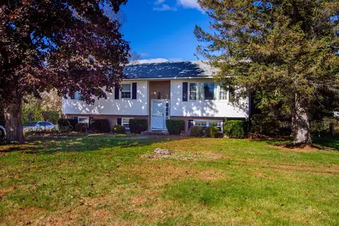 11 Lyman Ave, Rutland, VT 05701