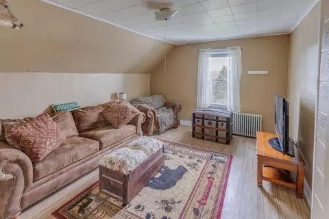 Living - 172 Goose Ln, Bath, NH 03740 photo 6 of 6