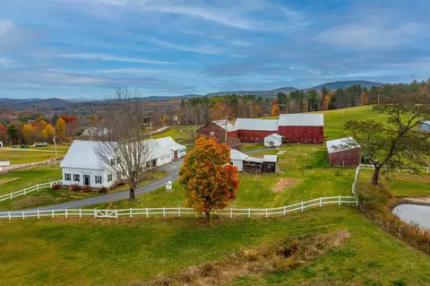 172 Goose Ln, Bath, NH 03740