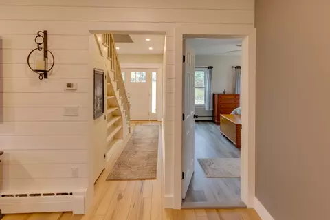 Entry Way - 172 Goose Ln, Bath, NH 03740 photo 5 of 7