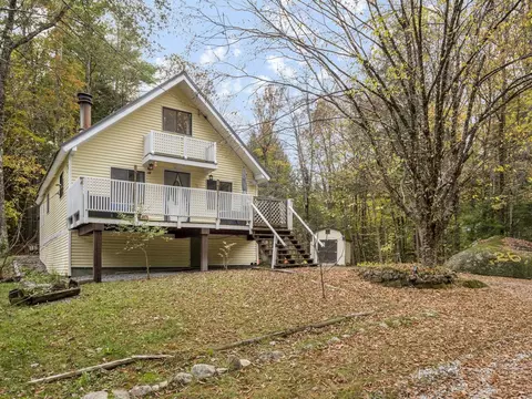 26 Ellen Brook Rd, Hillsborough, NH 03244