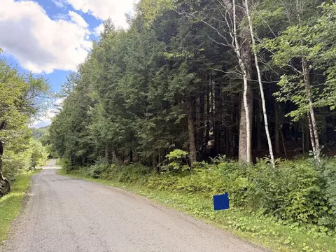 30 Bentley Ln, Jericho, VT 05465 photo 2