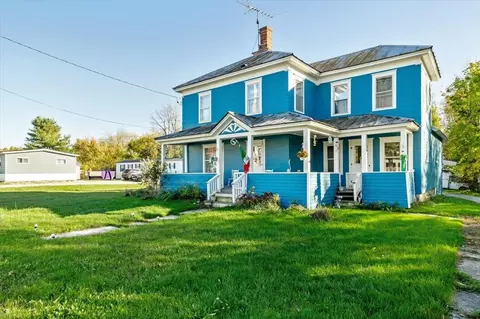 42 Vantine Ave, Alburgh, VT 05440