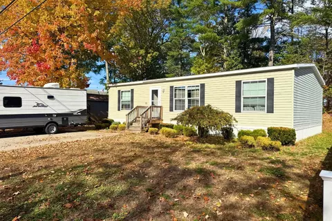 13 Courtesy Ave, Belmont, NH 03220