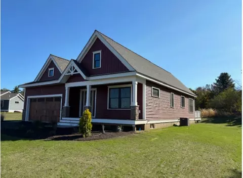 21 Edgewater Dr, Brentwood, NH 03833