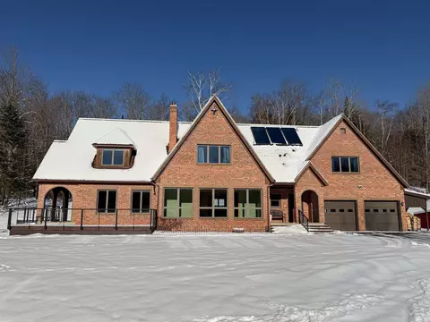 936 Rocky Ridge Rd, Saint Johnsbury, VT 05819