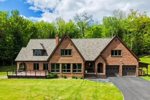 936 Rocky Ridge Rd, Saint Johnsbury, VT 05819