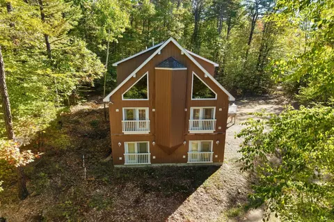 85 Amethyst Hill Rd, Conway, NH 03860