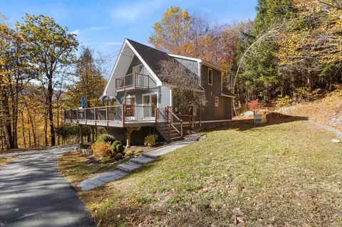 344 Chalk Pond Rd, Newbury, NH 03255
