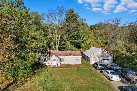 526 Heineberg Dr, Colchester, VT 05446