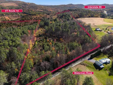 911 Waterman Rd, Royalton, VT 05068