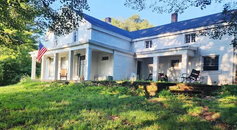 126 Simeon Dean Rd, Shaftsbury, VT 05262